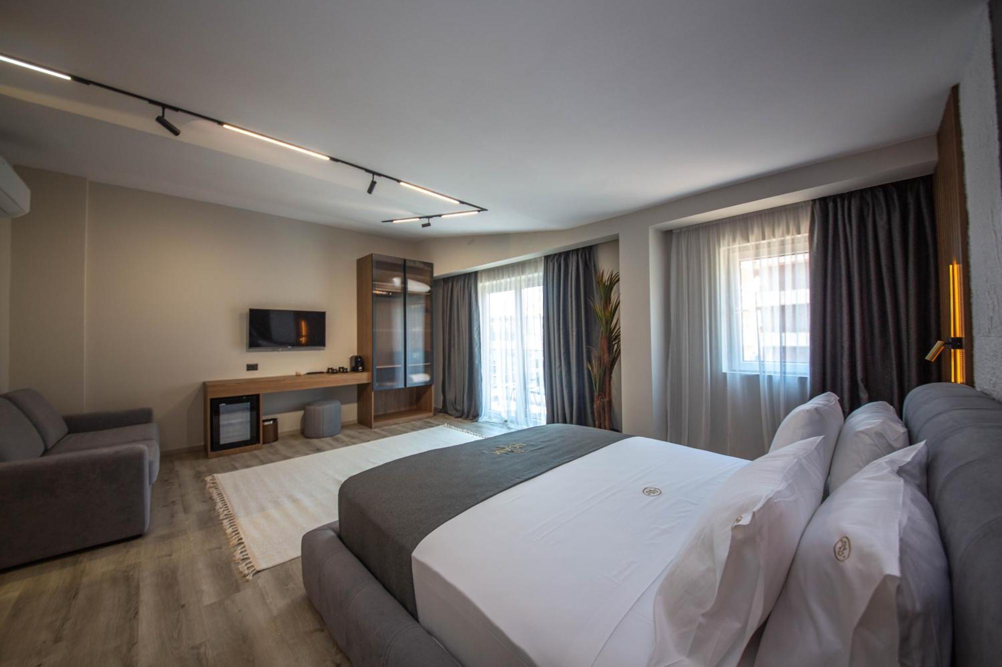 Hotel Noam Luxury 4*