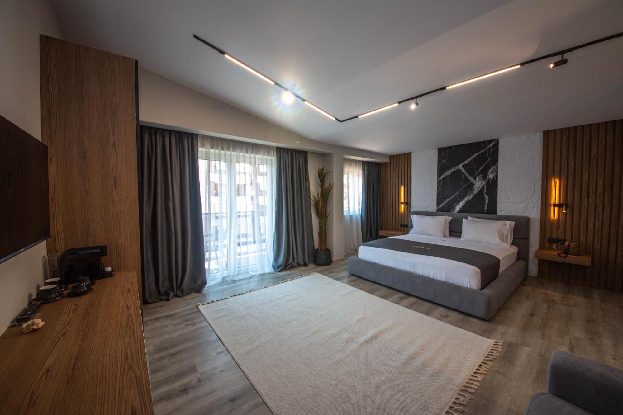 Hotel Noam Luxury