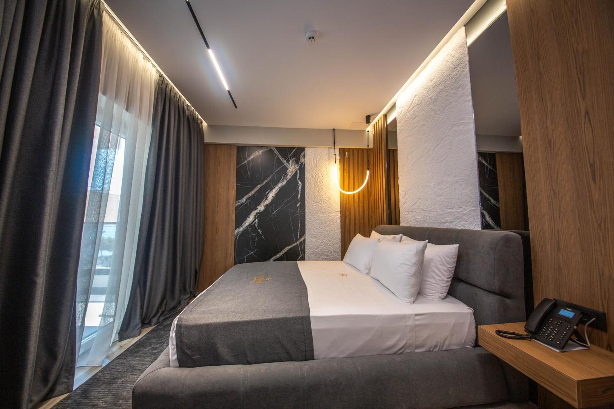 Noam Luxury Hotel