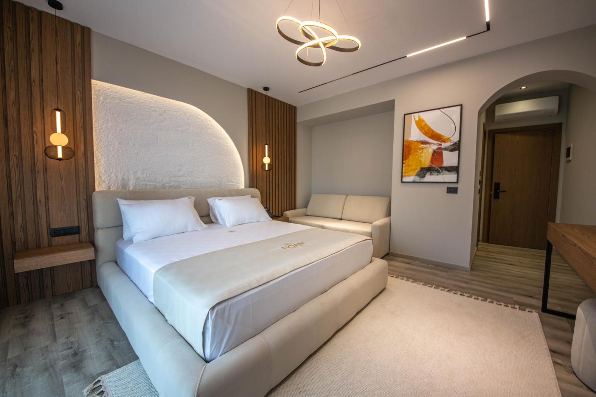 Noam Luxury