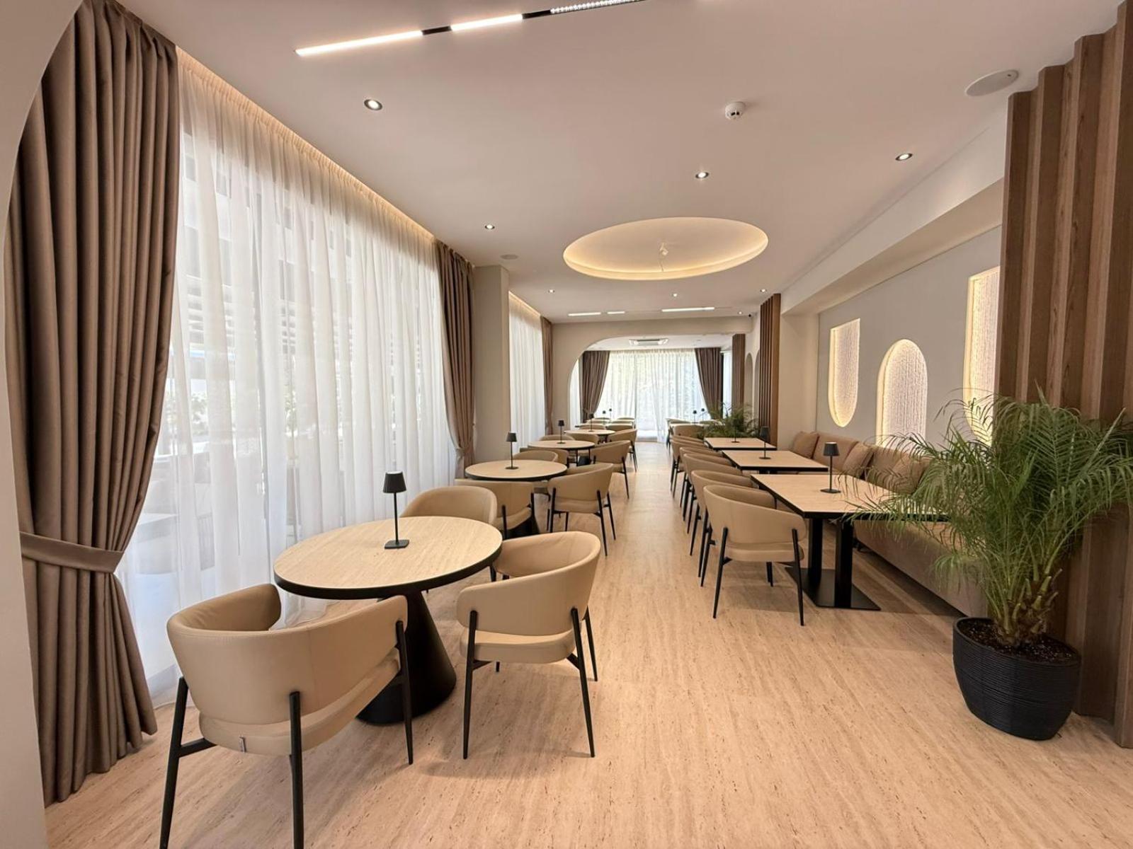 Noam Luxury